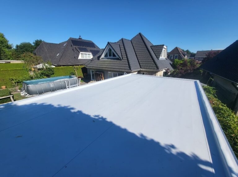 Plochá strecha s TPO fóliou – profesionálna hydroizolácia MyRoof